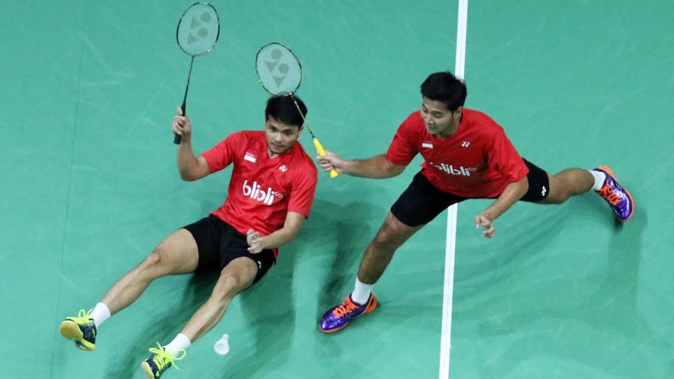 Angga Pratama dan Ricky Karanda Suwardi. - INDOSPORT